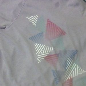 They are matching shirt and shorts.